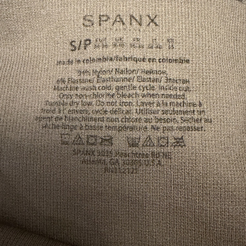 Spanx 2 Pair of Look at Me Now Green & Gray Camo Leggings, Comfy, Size Small - Picture 10 of 16